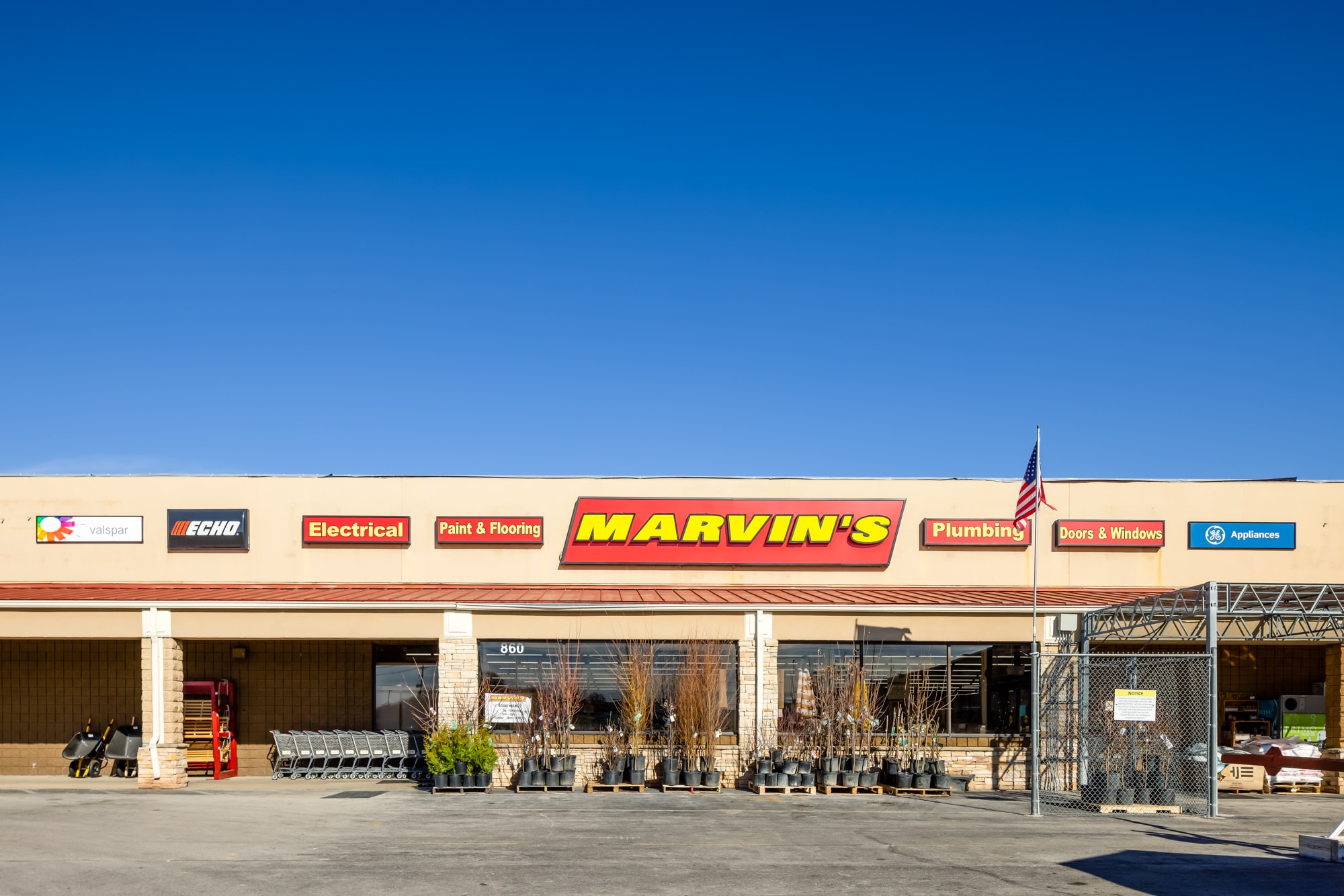 860 N Ellington Pky, Lewisburg, TN for lease Primary Photo- Image 1 of 7