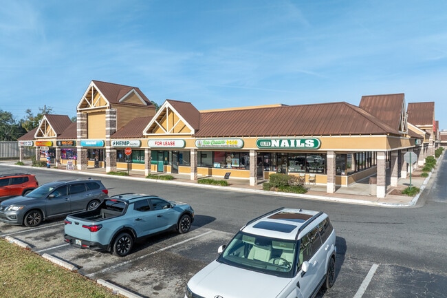 Plus de détails pour 4901 E Silver Springs Blvd, Ocala, FL - Bureau/Commerce de détail, Commerce de détail à louer