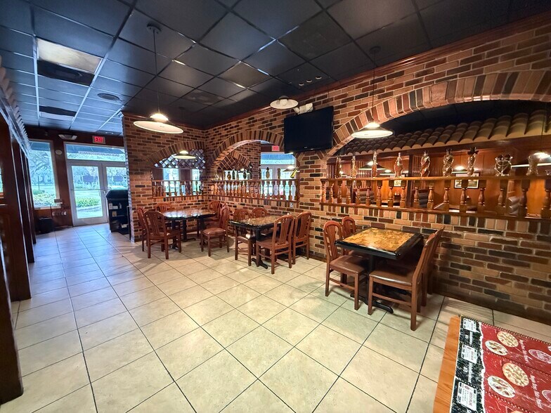 861 Yamato Rd, Boca Raton, FL à louer - Photo du bâtiment - Image 3 de 8