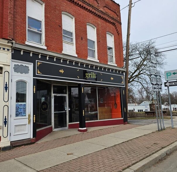 12 Main St, Middleport, NY à louer - Photo principale - Image 1 de 10