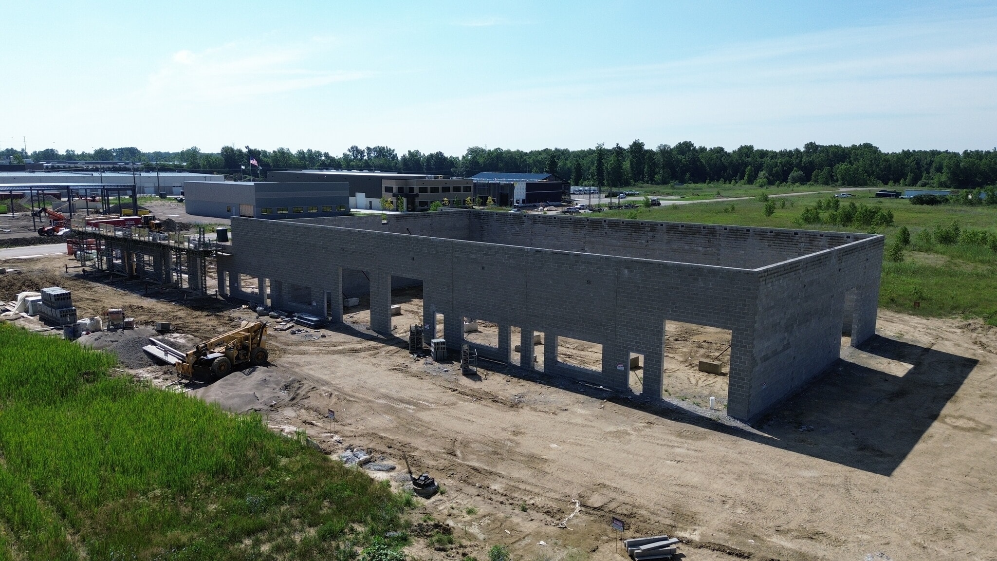 70699 Beaver Creek Dr, Bruce Township, MI for lease Building Photo- Image 1 of 6