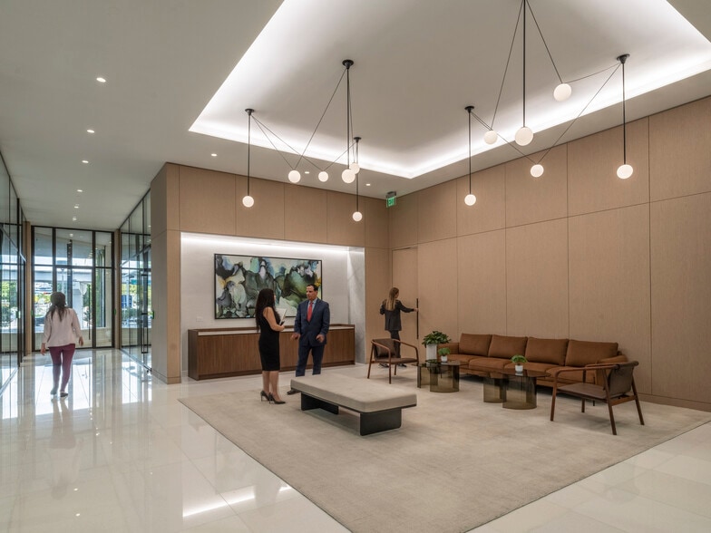 2 S biscayne Blvd, Miami, FL for lease - Building Photo - Image 2 of 28