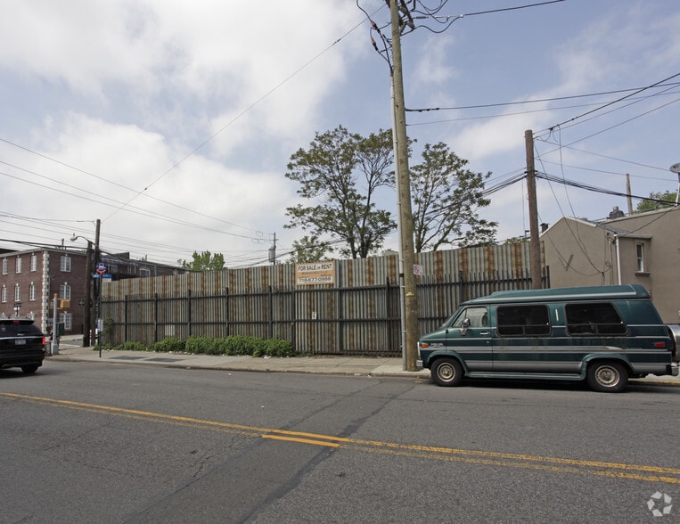 2857 Harway Ave, Brooklyn, NY for sale - Building Photo - Image 2 of 2