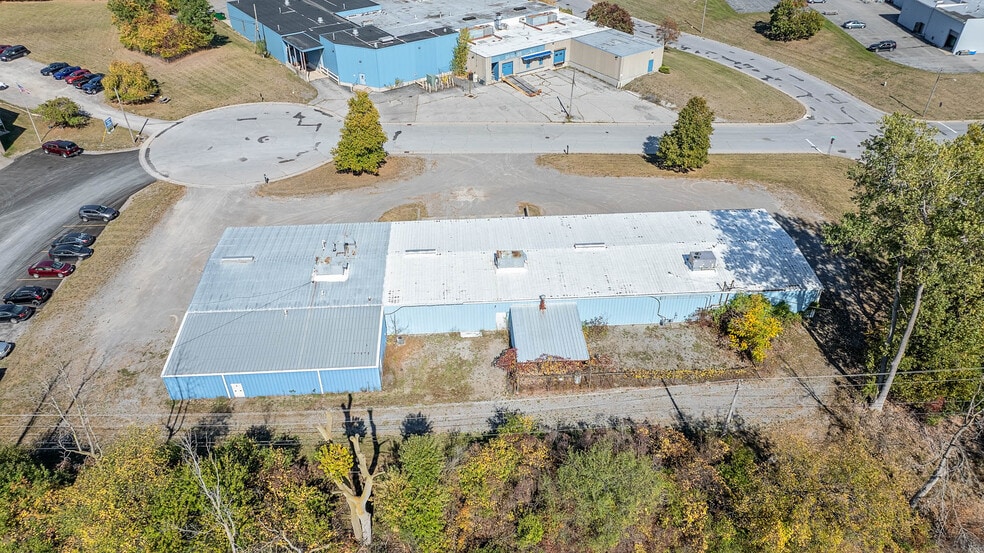 8 Apollo Dr, Batavia, NY for lease - Building Photo - Image 2 of 12