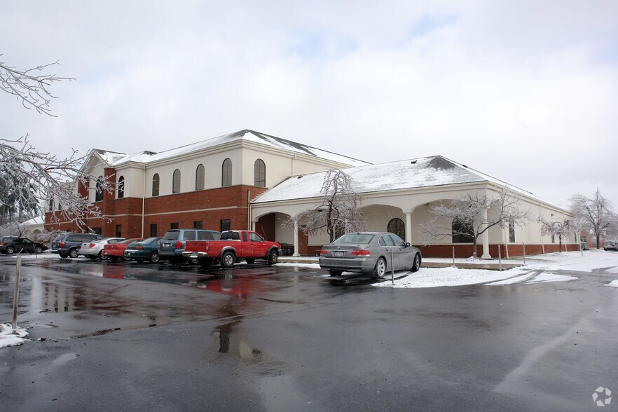 1150 Youngs Rd, Williamsville, NY à louer - Photo du bâtiment - Image 2 de 17