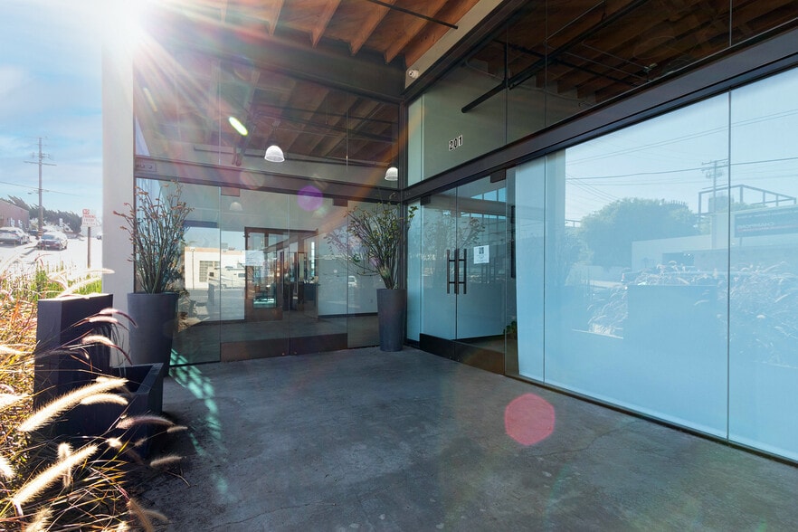 201-205 Nevada St, El Segundo, CA for lease - Building Photo - Image 2 of 23