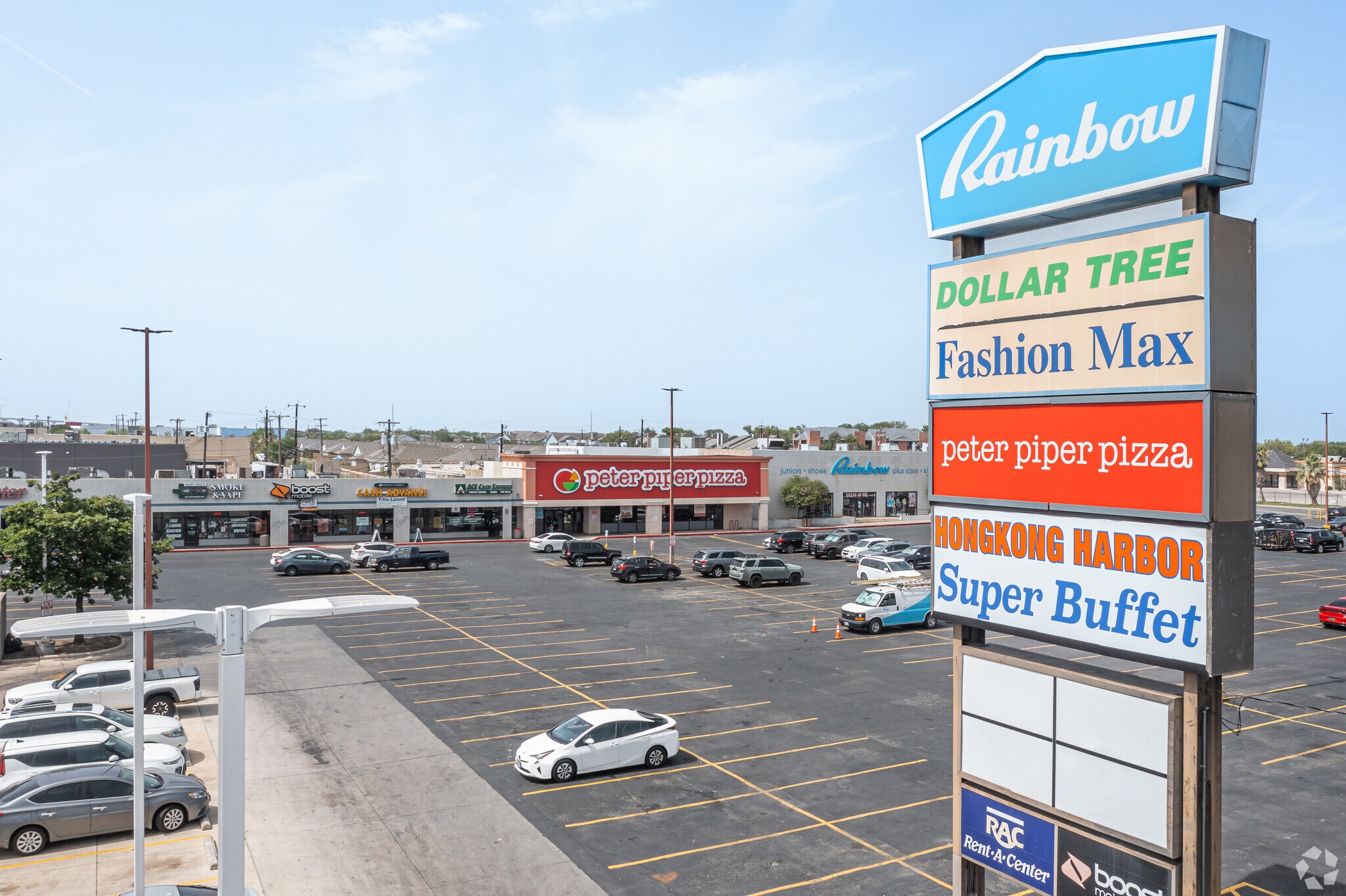 8222-8260 Marbach Rd, San Antonio, TX à louer Photo du bâtiment- Image 1 de 9