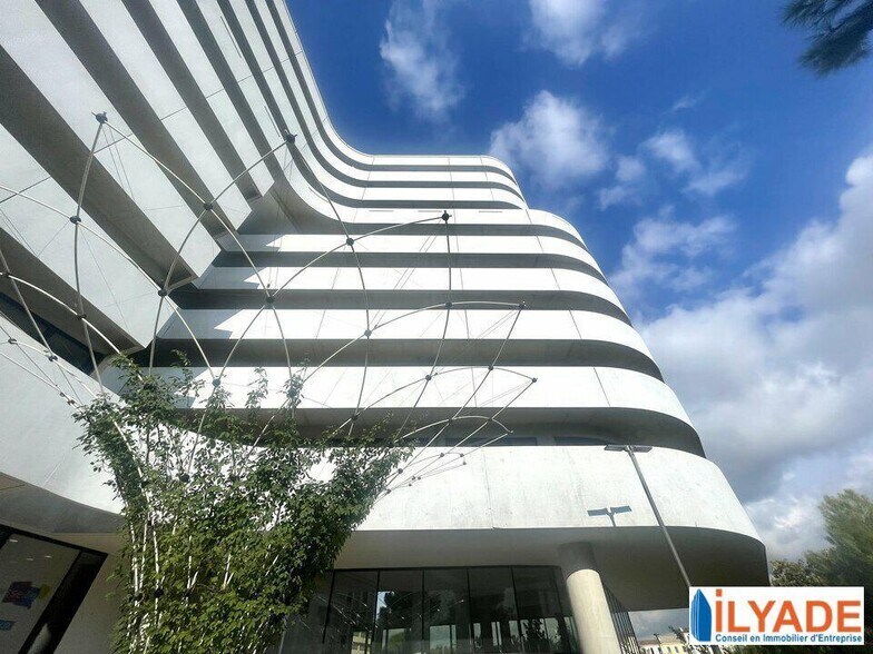 7 Rue Andre Allar, Marseille à louer - Photo du bâtiment - Image 2 de 29