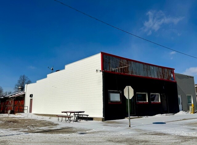 More details for 100 N Chicago St, Magnolia, IL - Retail for Sale