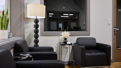 190 Virginia St, Mount Airy, NC for lease Interior Photo- Image 2 of 10