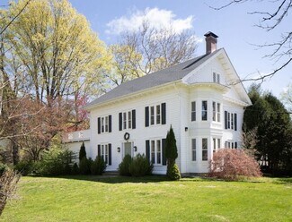 Plus de détails pour 308 Main St, Lakeville, CT - Multi-résidentiel à vendre