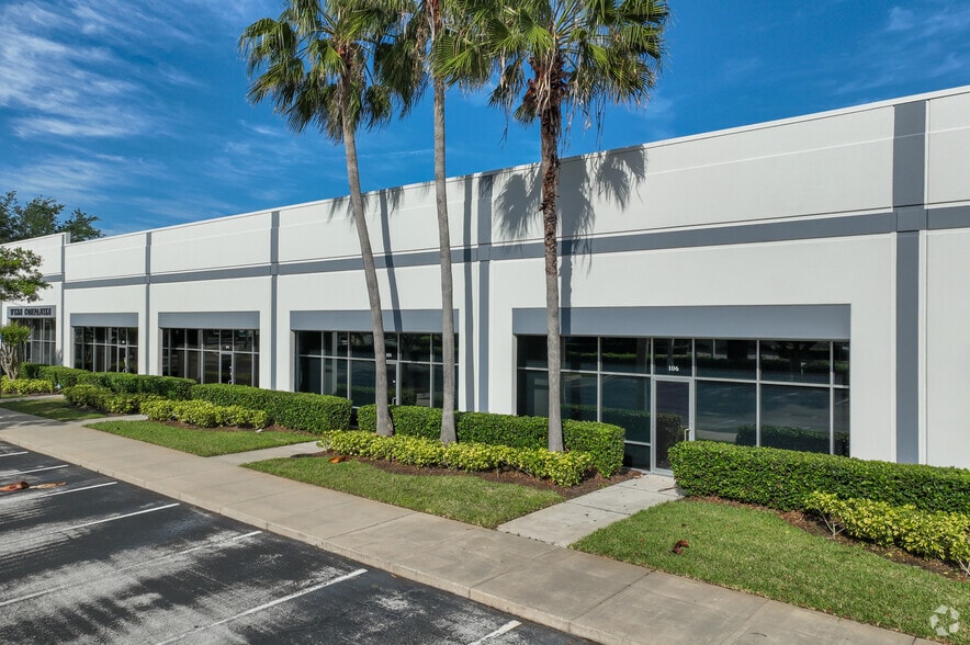 3600 Vineland Rd, Orlando, FL for lease - Building Photo - Image 3 of 6