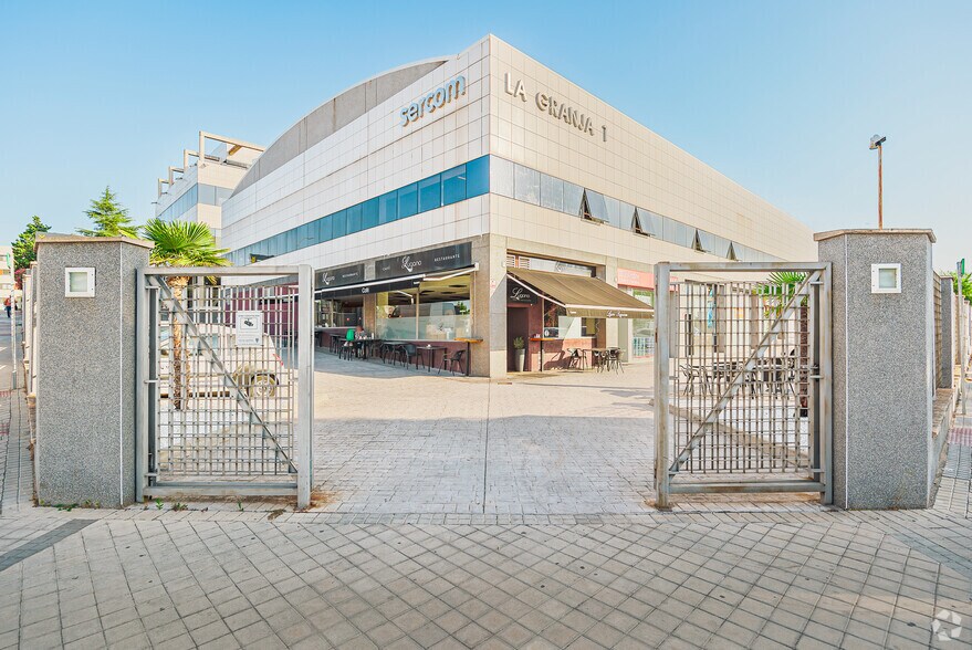 Calle Granja, 1, Alcobendas, Madrid à vendre - Photo du bâtiment - Image 3 de 4