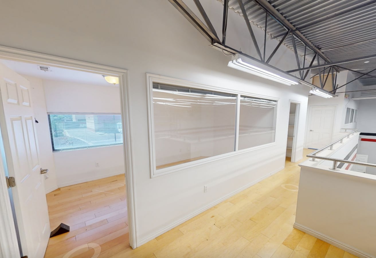 30 Cutler Dr, North Salt Lake, UT 84054 - Unité 301 -  - Photo intérieure - Image 1 of 4