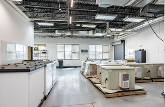 2051 Dogwood St, Louisville, CO à vendre Photo intérieure- Image 2 de 3