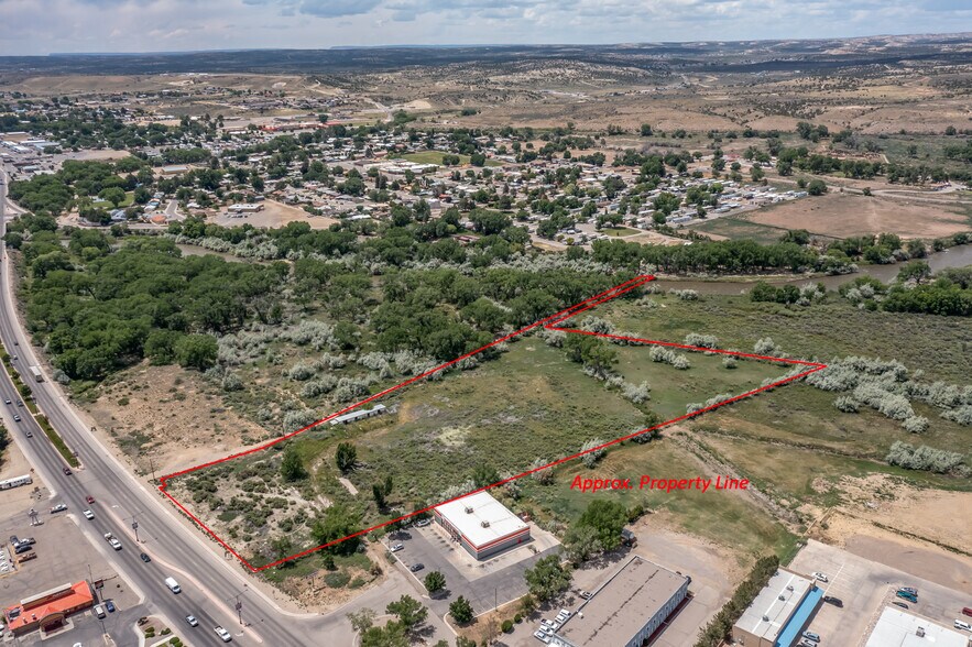 221 W Aztec Blvd, Aztec, NM à vendre - Photo du bâtiment - Image 2 de 6