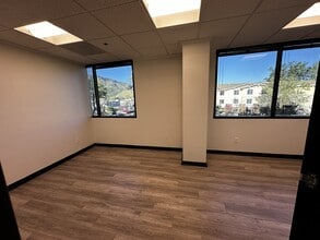 5115 Clareton Dr, Agoura Hills, CA for lease Interior Photo- Image 2 of 8