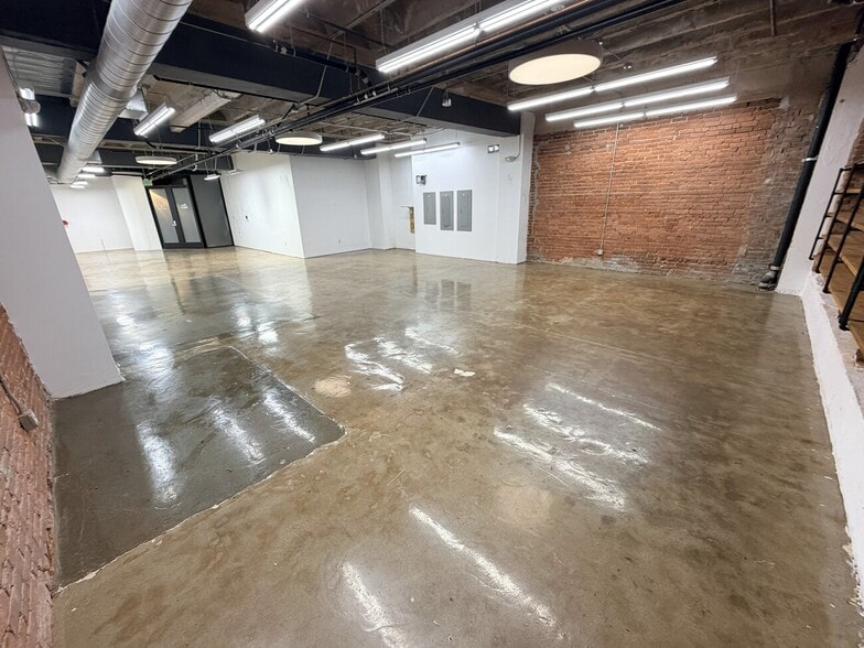 731 S Broadway, Los Angeles, CA for lease - Interior Photo - Image 1 of 9