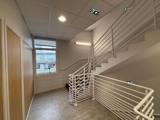 Plus de détails pour 10 Allée Georges Noé, Saint-Aignan-Grandlieu - Bureau à louer