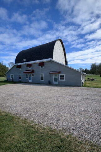 Plus de détails pour 4917 E Bennington Rd, Durand, MI - Multi-résidentiel à vendre