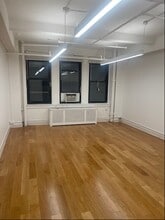 37 W 39th St, New York, NY for lease Interior Photo- Image 2 of 3