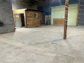 1190 Boul Thibeau, Trois-Rivières, QC for lease Interior Photo- Image 2 of 11
