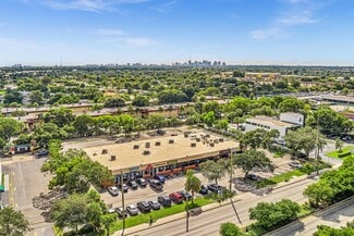 Plus de détails pour 2424 N St Rd 7, Fort Lauderdale, FL - Commerce de détail à louer