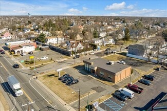 Plus de détails pour 1620 Front St, East Meadow, NY - Bureau à vendre