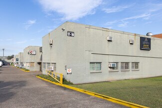 Plus de détails pour 17 Governor Macquarie Dr, Chipping Norton - Industriel à louer