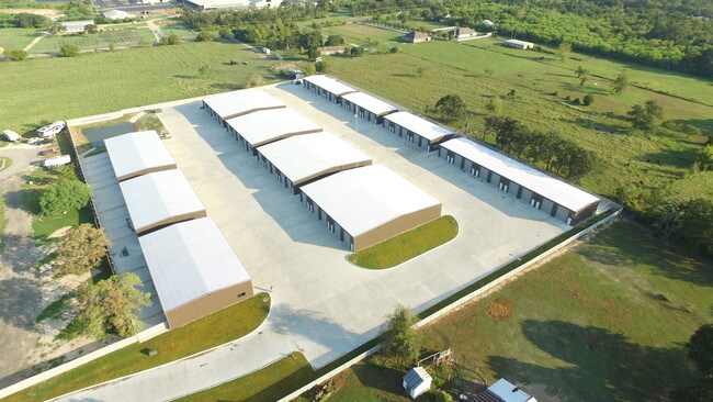 Plus de détails pour 5969 Jones Rd, Bryan, TX - Local d'activités, Industriel à louer