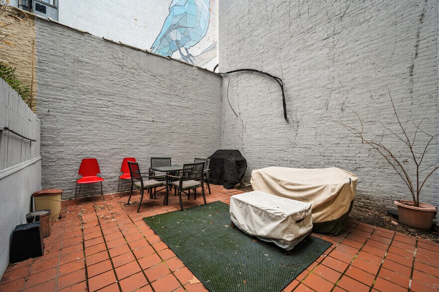 596 W 152nd St, New York, NY à vendre - Photo du bâtiment - Image 3 de 9
