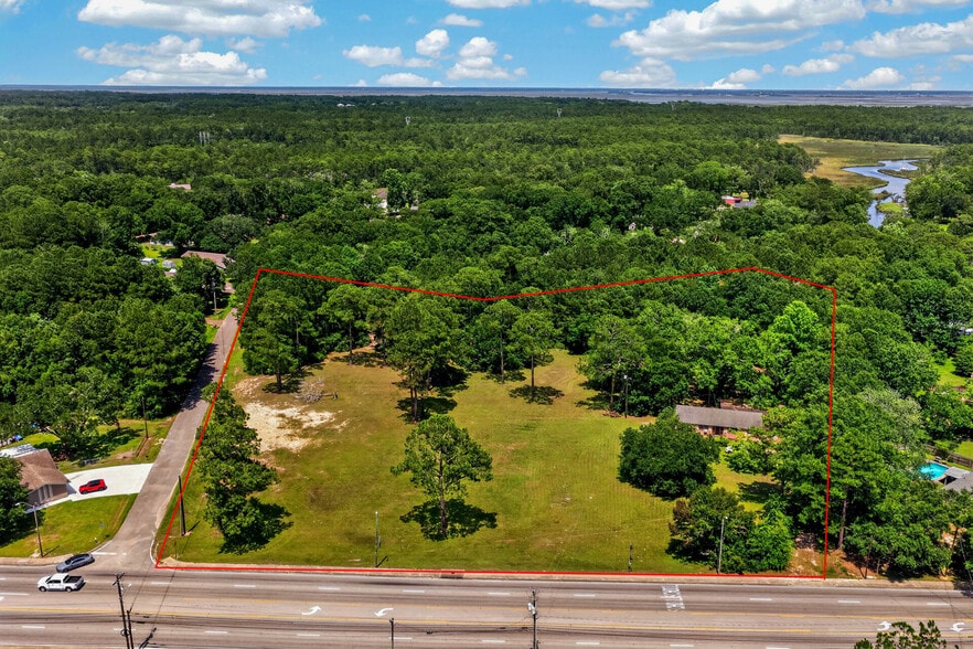 4212 Gautier Vancleave Rd, Gautier, MS for sale - Aerial - Image 1 of 10