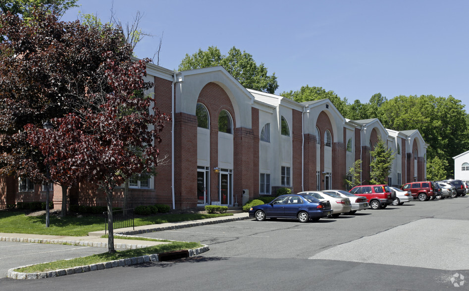 502-510 Hamburg Tpke, Wayne, NJ à vendre - Photo principale - Image 1 de 1