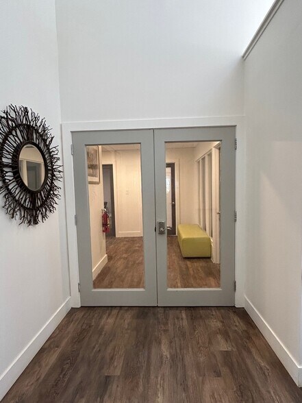 748 Bethlehem Pike, Ambler, PA for lease - Interior Photo - Image 2 of 7