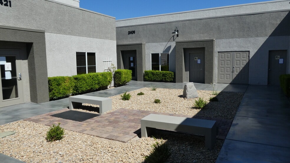 2441 Tech Center Ct, Las Vegas, NV à vendre - Photo du bâtiment - Image 3 de 11