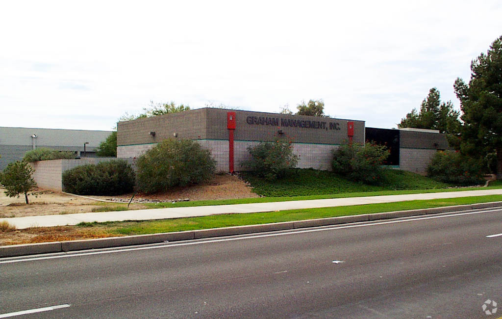 6423 S Ash Ave, Tempe, AZ for sale Primary Photo- Image 1 of 1