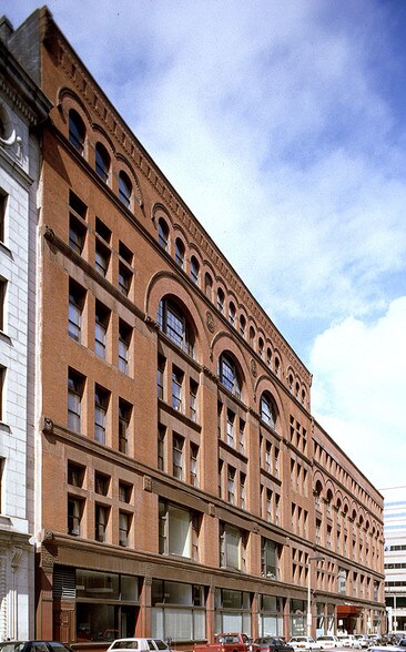 200 Portland St, Boston, MA à louer - Photo du bâtiment - Image 2 de 9