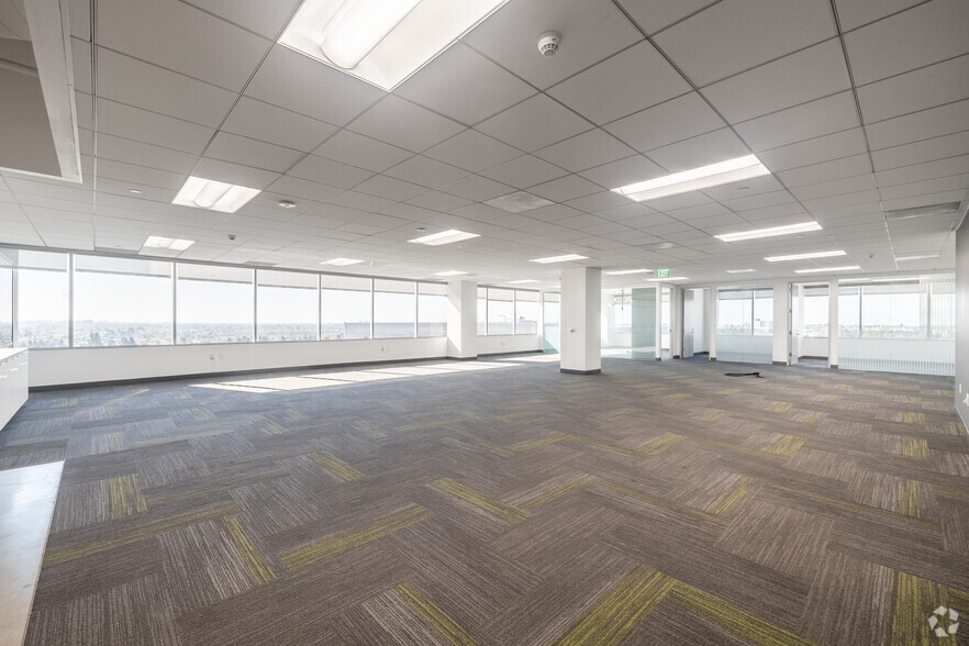 400 Corporate Pointe, Culver City, CA for lease - Matterport 3D Scan - Image 3 of 26