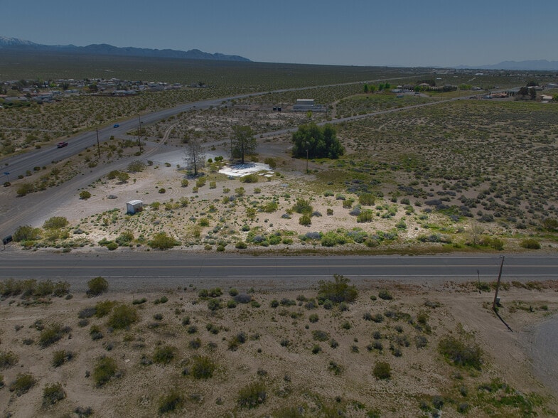 360 E Country Place Rd, Pahrump, NV for sale - Aerial - Image 3 of 11