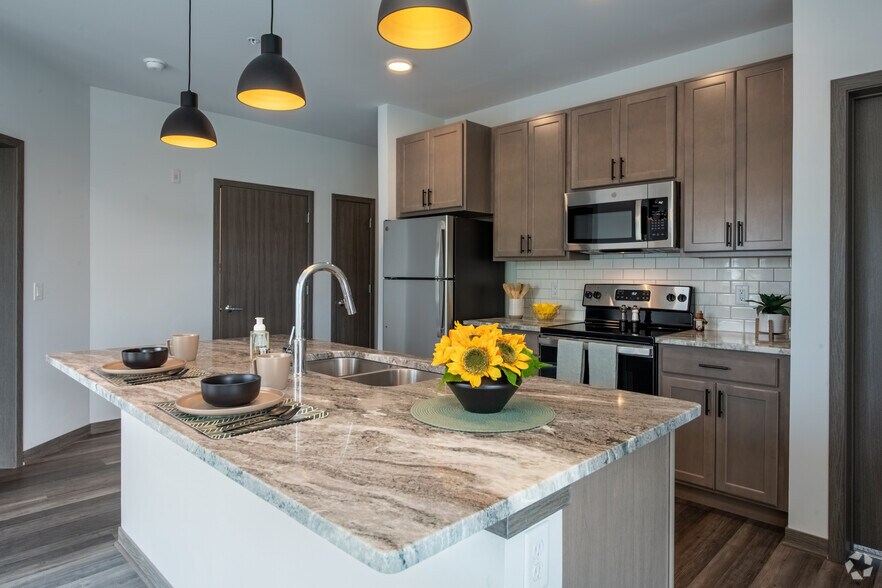 410 W Verona Ave, Verona, WI à louer - Photo intérieure - Image 2 de 19