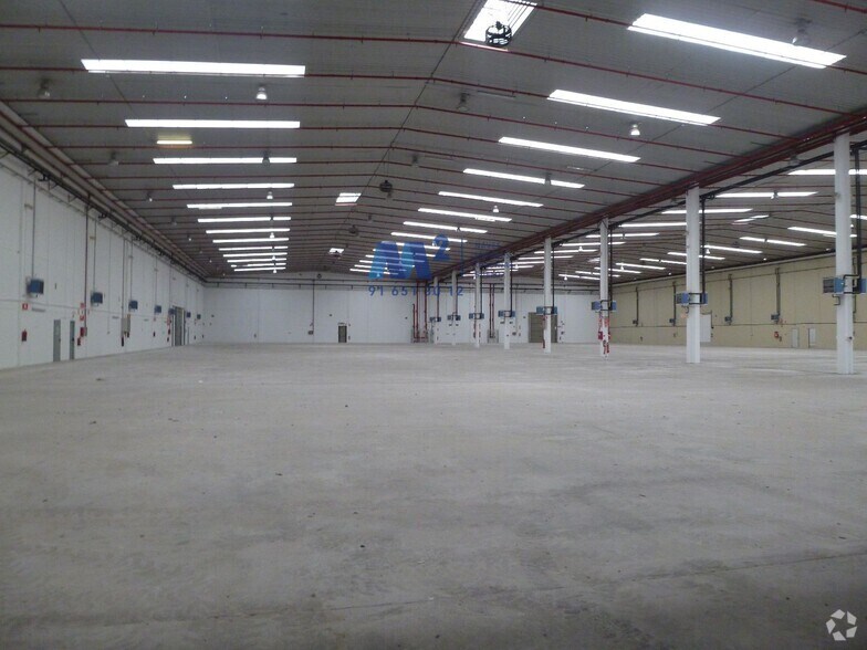 Industrial in Azuqueca de Henares, Guadalajara for lease - Building Photo - Image 2 of 6