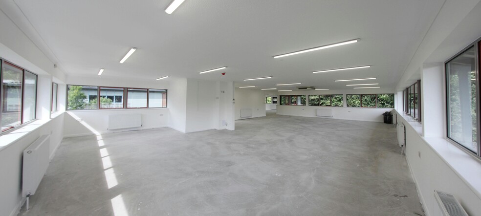 11 Salisbury Rd, Ringwood for lease - Building Photo - Image 2 of 9