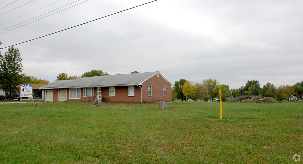 807 E Terra Ln, O'Fallon, MO à vendre - Photo principale - Image 1 de 3