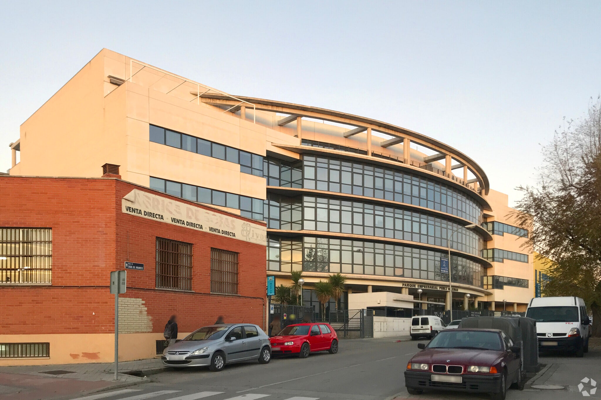Calle de Casas de Miravete, 22-24, Madrid, Madrid for lease Primary Photo- Image 1 of 4