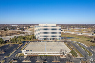 1901 N Roselle Rd, Schaumburg, IL - AERIAL  map view - Image1