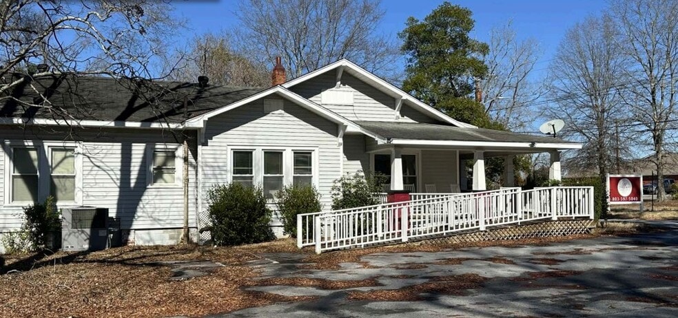 1321 Hunt St, Newberry, SC à louer - Photo du bâtiment - Image 1 de 1