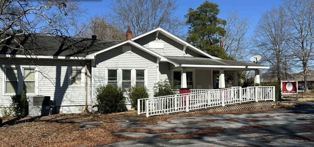 1321 Hunt St, Newberry, SC à louer Photo du bâtiment- Image 1 de 2
