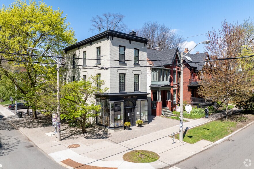 386 Huron St, Toronto, ON à louer - Photo du bâtiment - Image 3 de 13