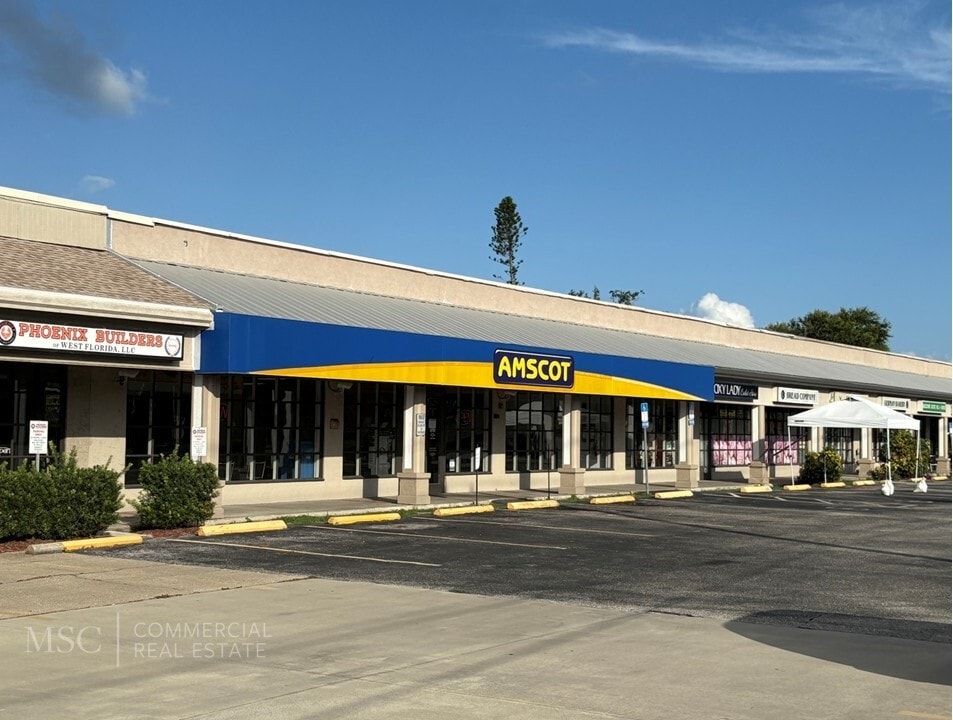 5900-5990 S Tamiami Trl, Sarasota, FL for lease Interior Photo- Image 1 of 5