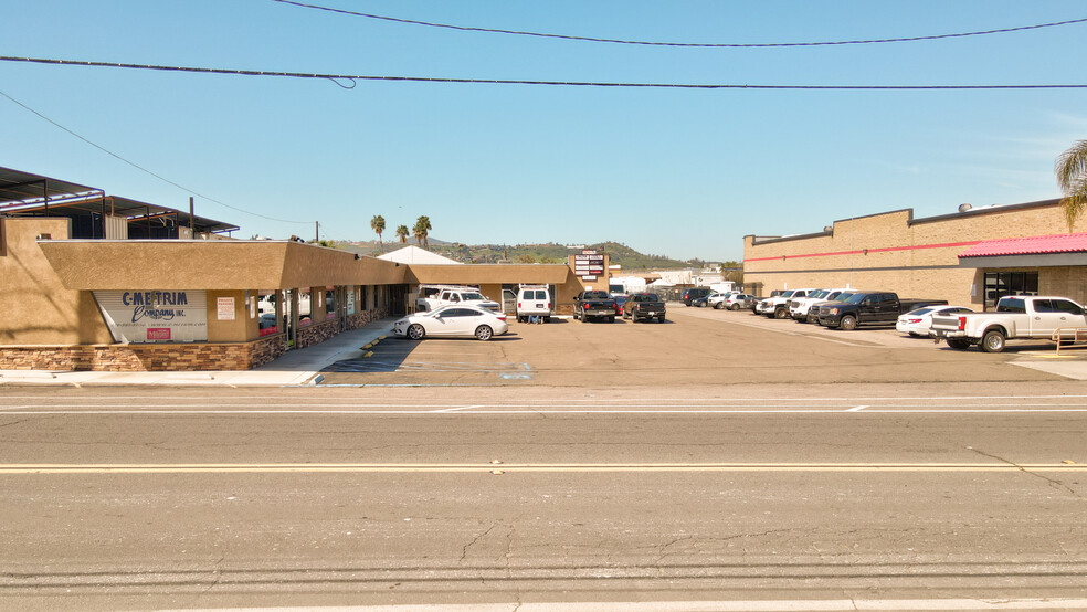 1456 N Magnolia Ave, El Cajon, CA for lease - Building Photo - Image 2 of 7